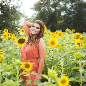 Meet your Posher, Kendra